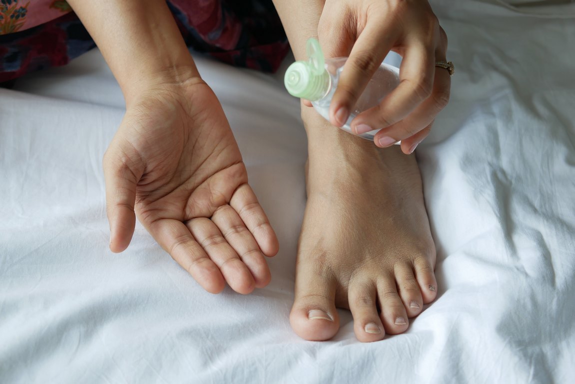 Spuchnięte stopy &#8211; przyczyny i sposoby leczenia